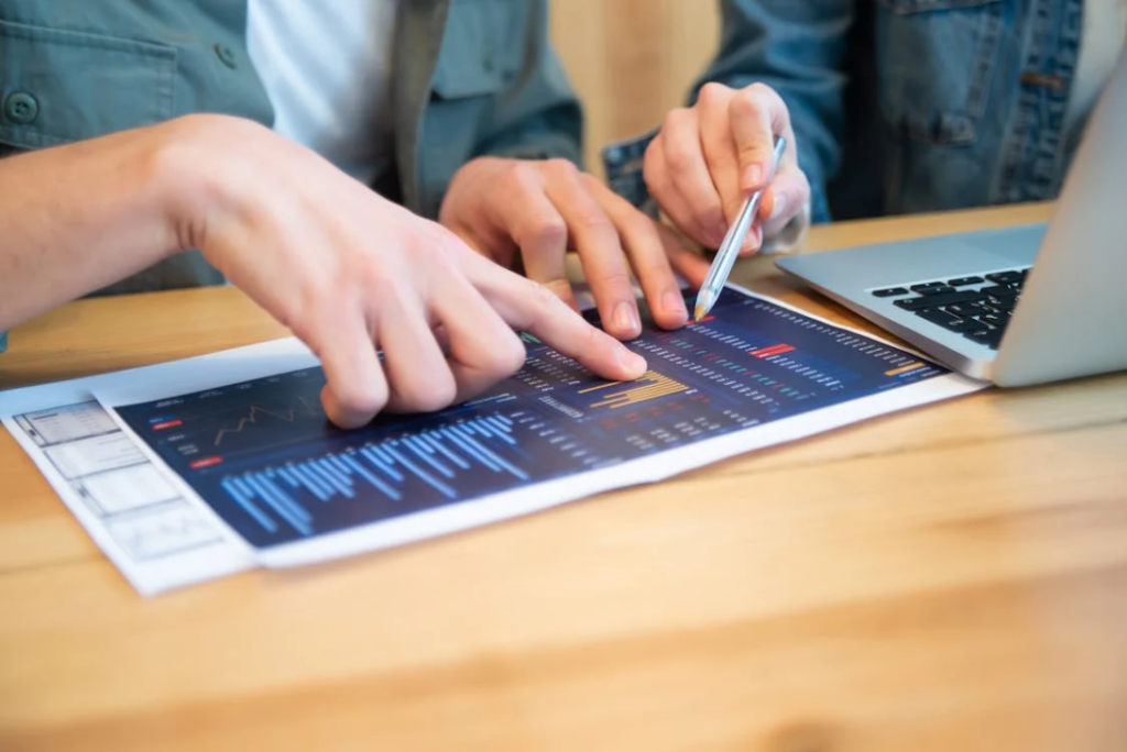 Maximise Business Growth with Grouped Learning & Reporting