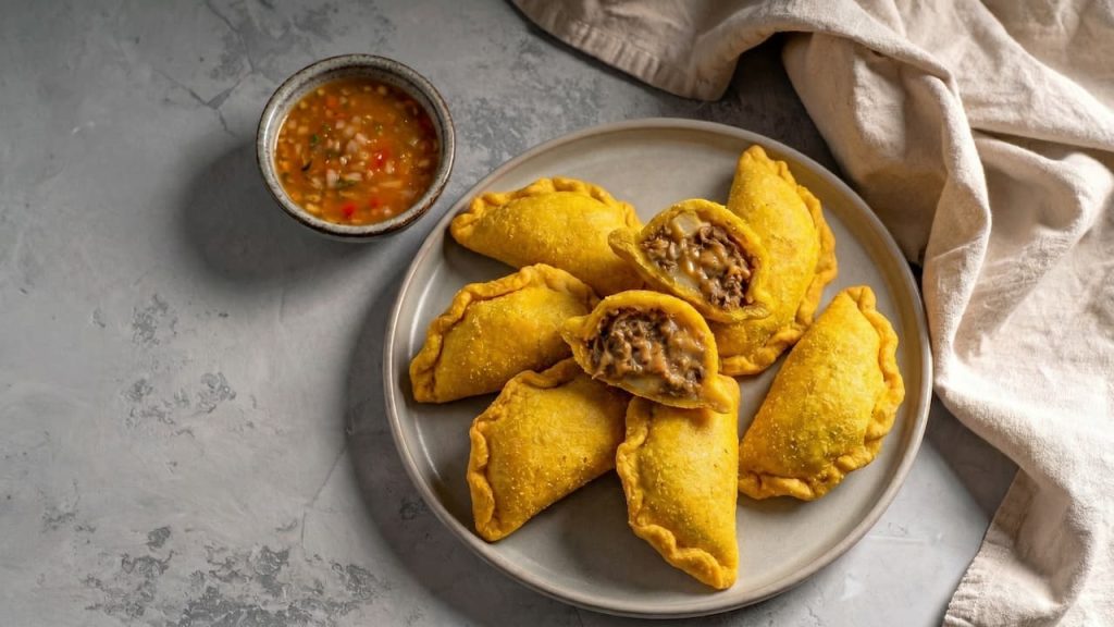 Empanadas Colombianas: Receta Fácil y Tradicional